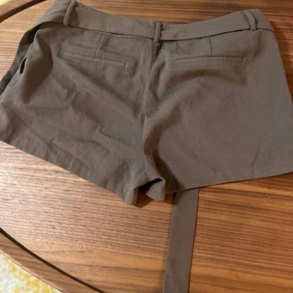 Express Olive Green Shorts - Size 10 - Picture 3 of 3